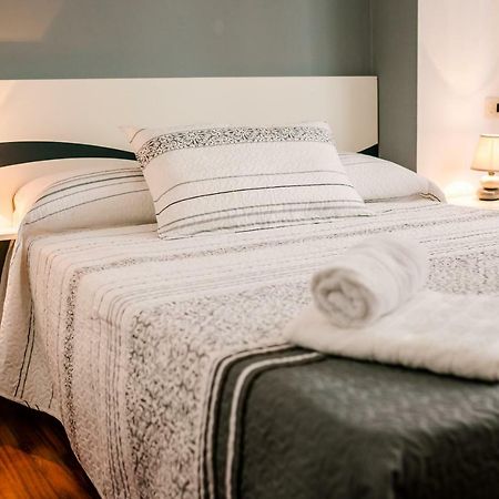 Apartamentos Enteros O Lagar メリーデ エクステリア 写真